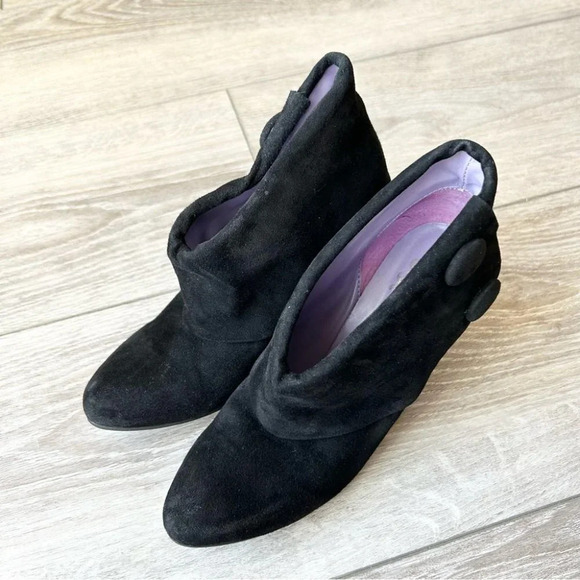 JC Jeffrey Campbell  Black Suede Heeled Ankle Boots - Picture 2 of 14